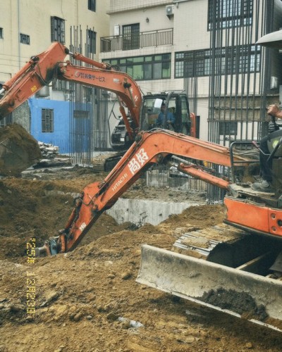 苗栗基礎開挖, 苗栗營建開挖, 苗栗建築開挖, 苗栗地下室開挖, 苗栗怪手工程, 苗栗工地開挖, 苗栗工地灑水, 苗栗廢棄物清運, 
						苗栗管路開挖, 苗栗地下室開挖, 苗栗道路開挖, 苗栗拆除開挖